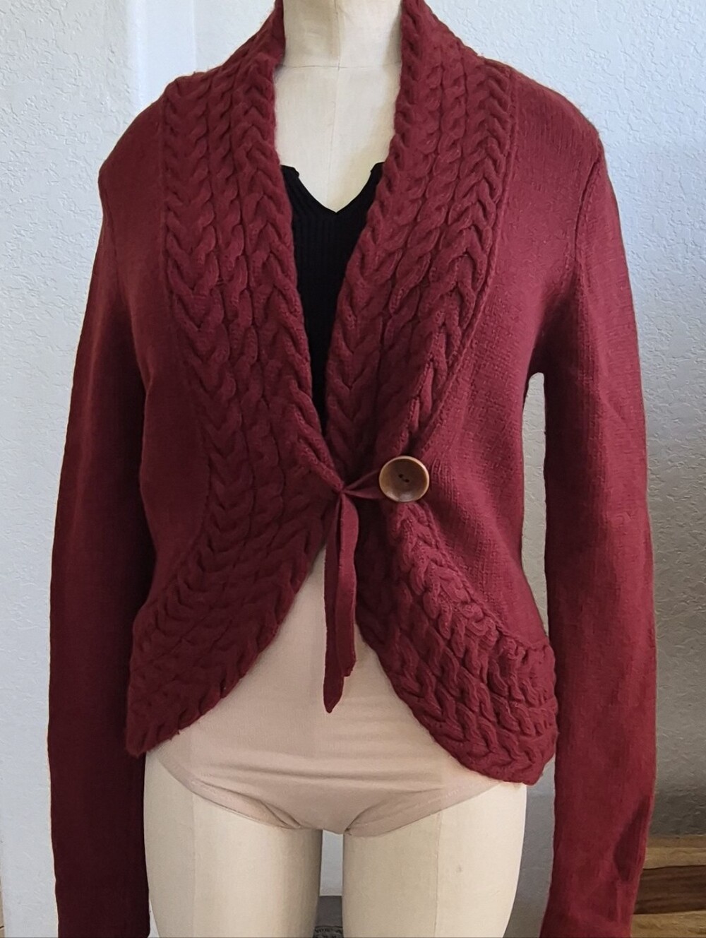 Ann Taylor, Knit Cardigan 37% Wool Blend SZ M